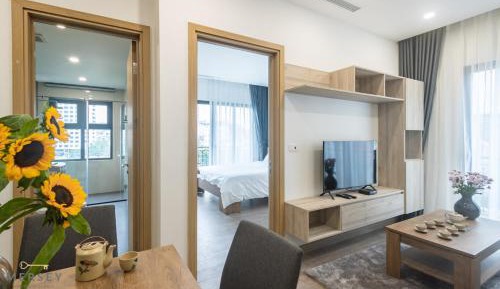 Apartment with Lake View