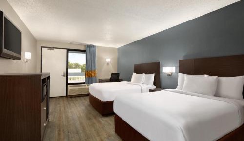 Double Room with Two Double Beds - Non-Smoking