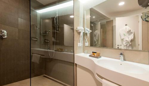 Premium Twin Room