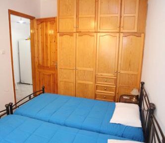 Studio (2 Adults)