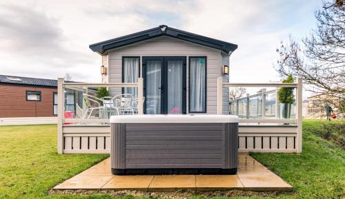 Two-Bedroom Lodge