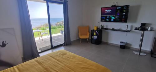Queen Room with Sea View