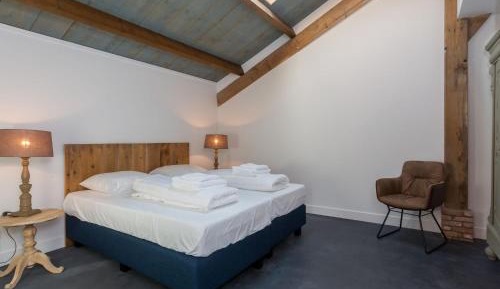 Three-Bedroom Holiday Home 