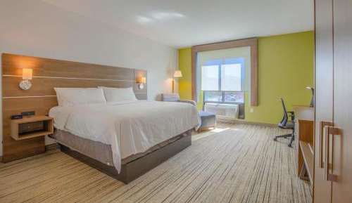 Standard King Room