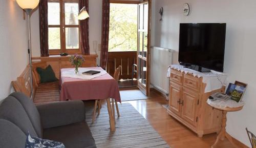Apartment with Garden View