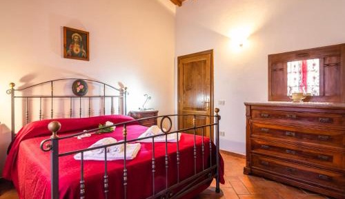 One-Bedroom Holiday Home