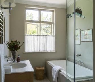 Suite with Mountain View