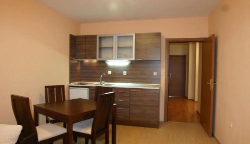 One-Bedroom Apartment (2 Adults + 1 Child)