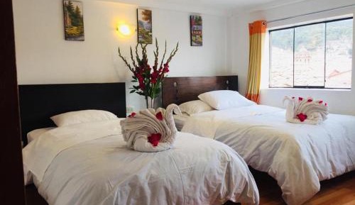Twin Room with Private Bathroom