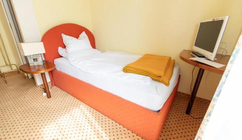 Single Room with Shower