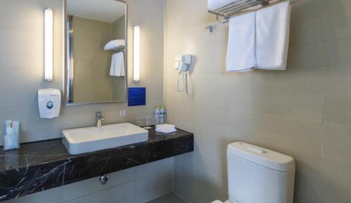 Standard King Room