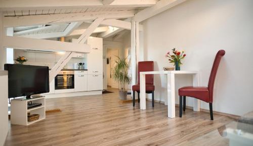 Apartment mit Balkon - Dachgeschoss