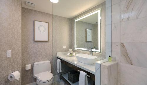 Premium Twin Room with Lounge Access