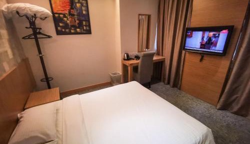 Superior Queen Room