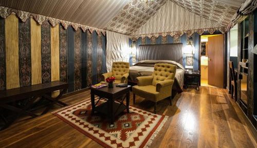 Vintage Tent Enjoy Buffet Breakfast, Wifi,Welcome Drink upon arrival, Early Check in & Late Check out – subject to availability