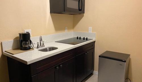 King Room with Kitchenette