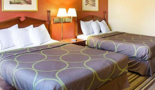 Queen Room with Two Queen Beds - Non-Smoking