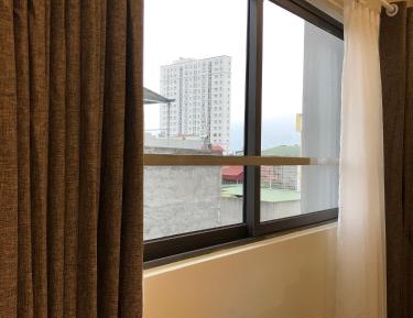 Deluxe Room (2 Adults + 1 Child)