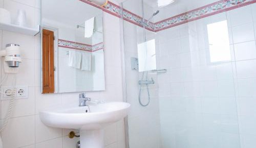 Double or Twin Room with Balcony
