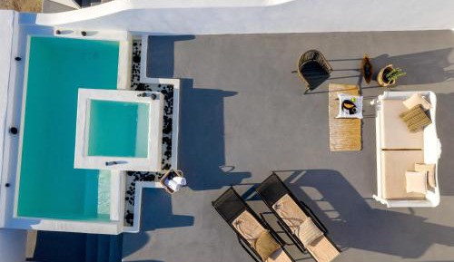 Superior Suite with Private Pool and Hot Tub