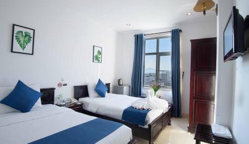 Superior Twin Room with City View