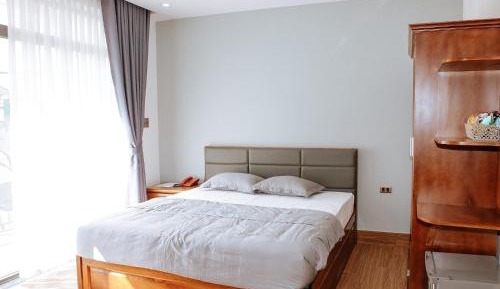 King Room with Balcony