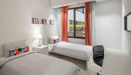Three-Bedroom Apartment Garden View