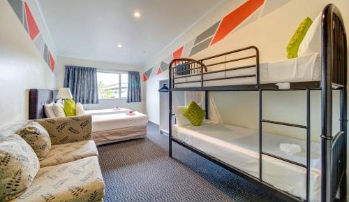 Standard Room with Communal Bathroom
