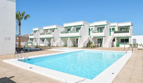 Superior One-Bedroom Apartment