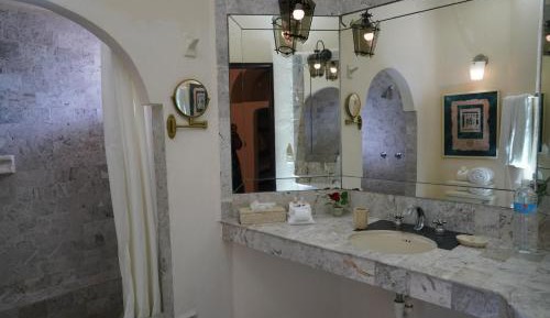 Deluxe Double Room with Bath