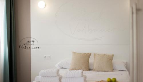 Deluxe Double Room with Shower