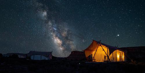Deluxe Tent