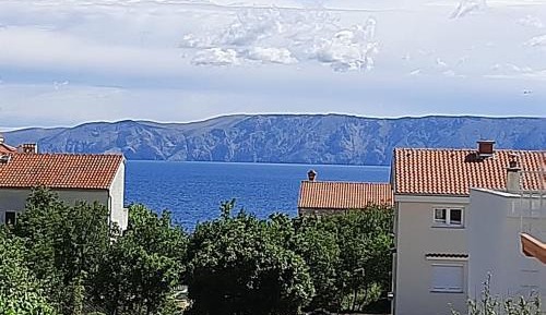 One-Bedroom Apartment with Terrace and Sea View