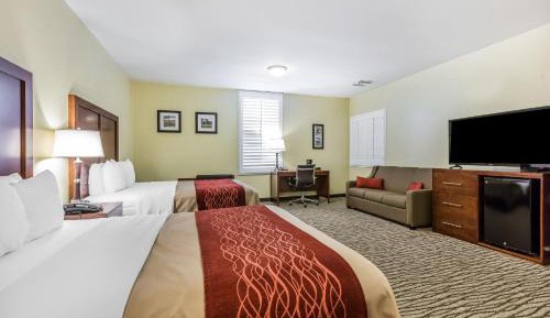 King Suite with Sofa-Bed - Non-Smoking