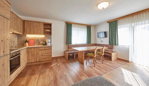 Superior Two-Bedroom Apartment (2-6 adults)