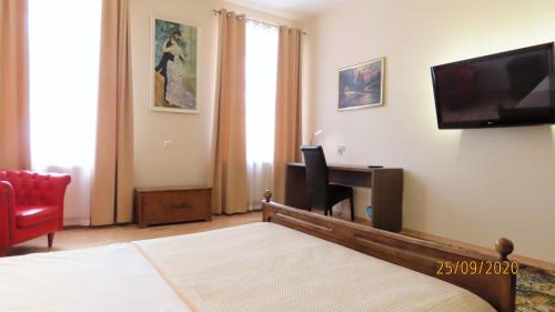 Two-Bedroom Suite
