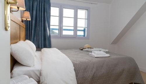2-Room Apartment - 4 people
