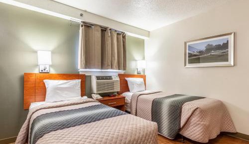 Studio Room with Two Twin Beds Non-Smoking