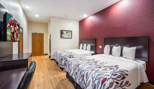 Standard Room with Two Queen Beds Smoke Free