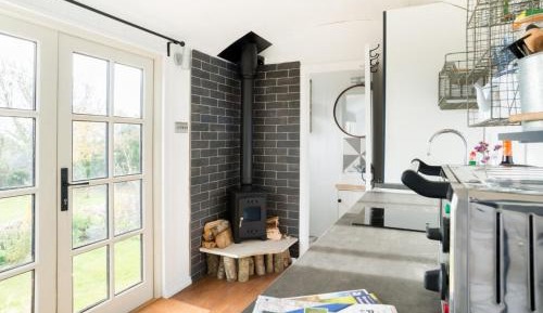 Studio Apartment with Sea View