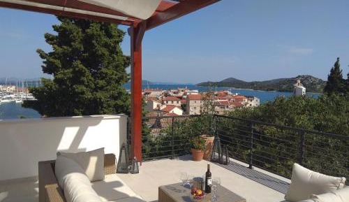 Villa with Sea View