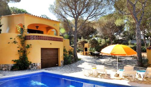 Villa with Private Pool