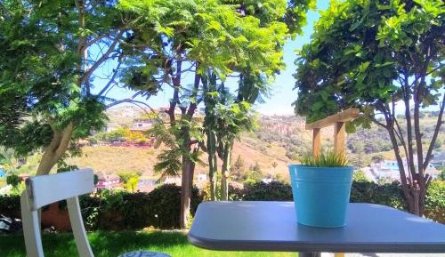 Apartment with Garden View
