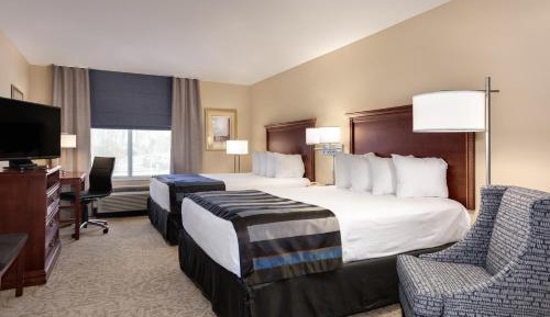 Queen Room with Two Queen Beds - Non-Smoking