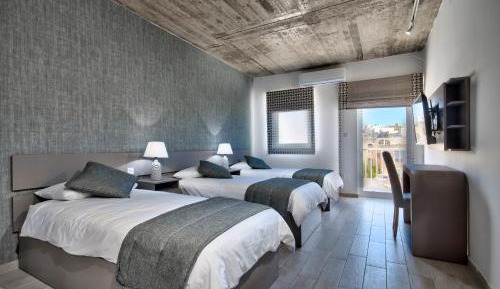 Triple Room with Balcony