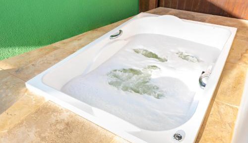 Suite with Spa Bath (hot)