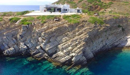 Villa with Sea View