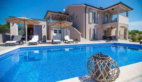Villa with Private Pool