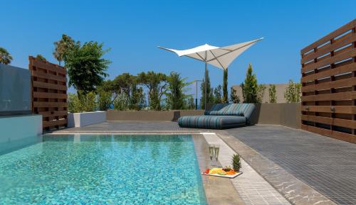Superior Suite with Heated Private Pool (Adults only)