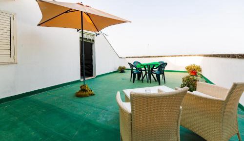 Studio with Terrace
